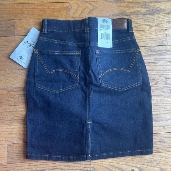 NEW Dickies Womens Perfect Shape Denim Mini Skirt Tummy Control Size 0 NWT - Picture 2 of 5